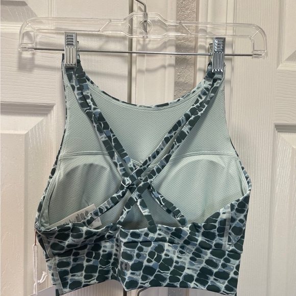 TAVI Women’s Sports Bra - Picture 3 of 4
